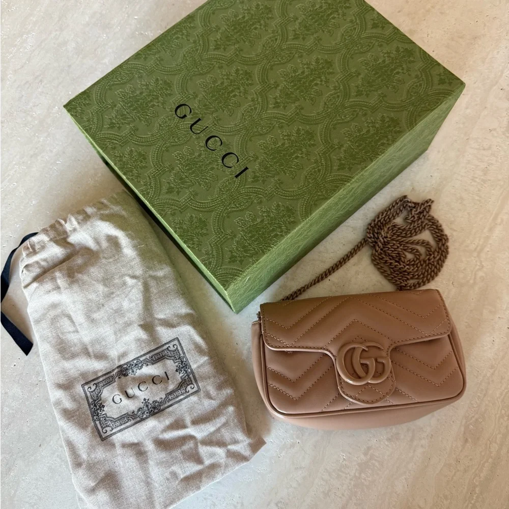 Gucci Beige Marmont Mini Bag - Picture 2 of 7